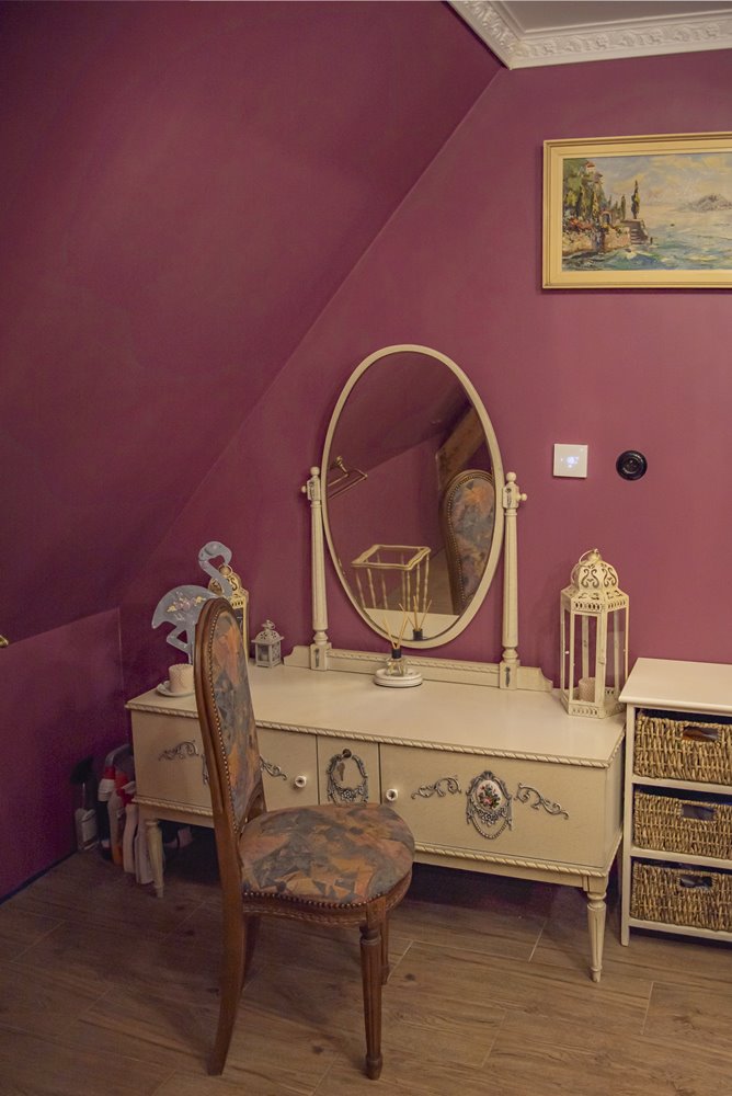 Łowiska oczarują Cię! Przytulne pokoje w historycznym domu, krok od Płotów.